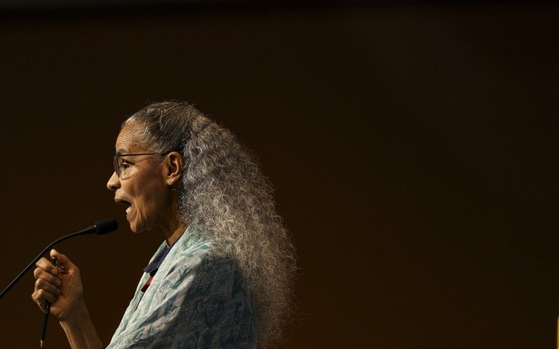 Marina Silva durante o encerramento da 5ª Conferência Nacional do Meio Ambiente (5ª CNMA) | abc+