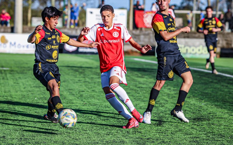 Inter vence o Aimoré na Liga Serrana Sub-15 | abc+