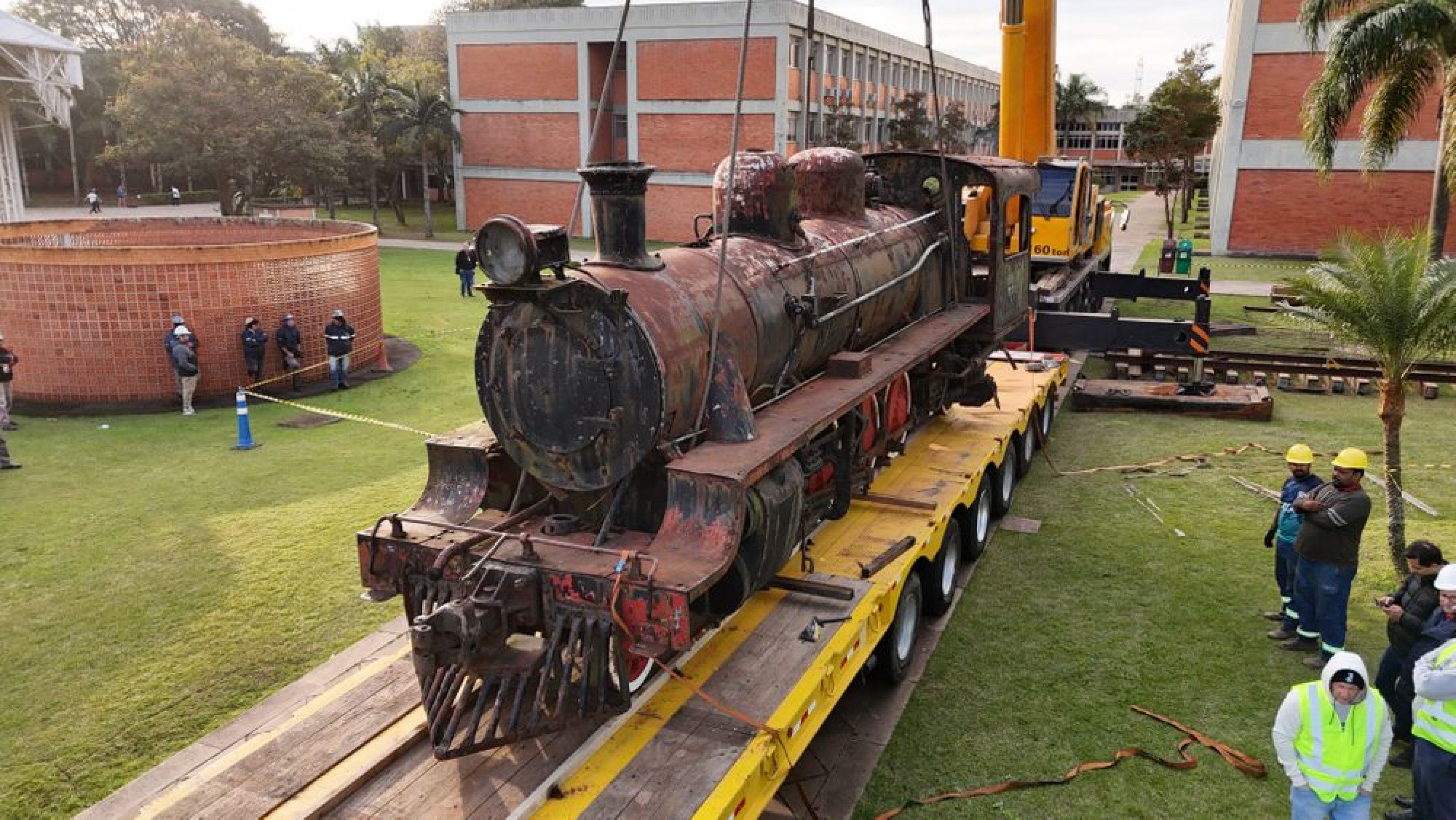Locomotiva que estava na Ulbra há mais de 20 anos é transferida para Caxias do Sul