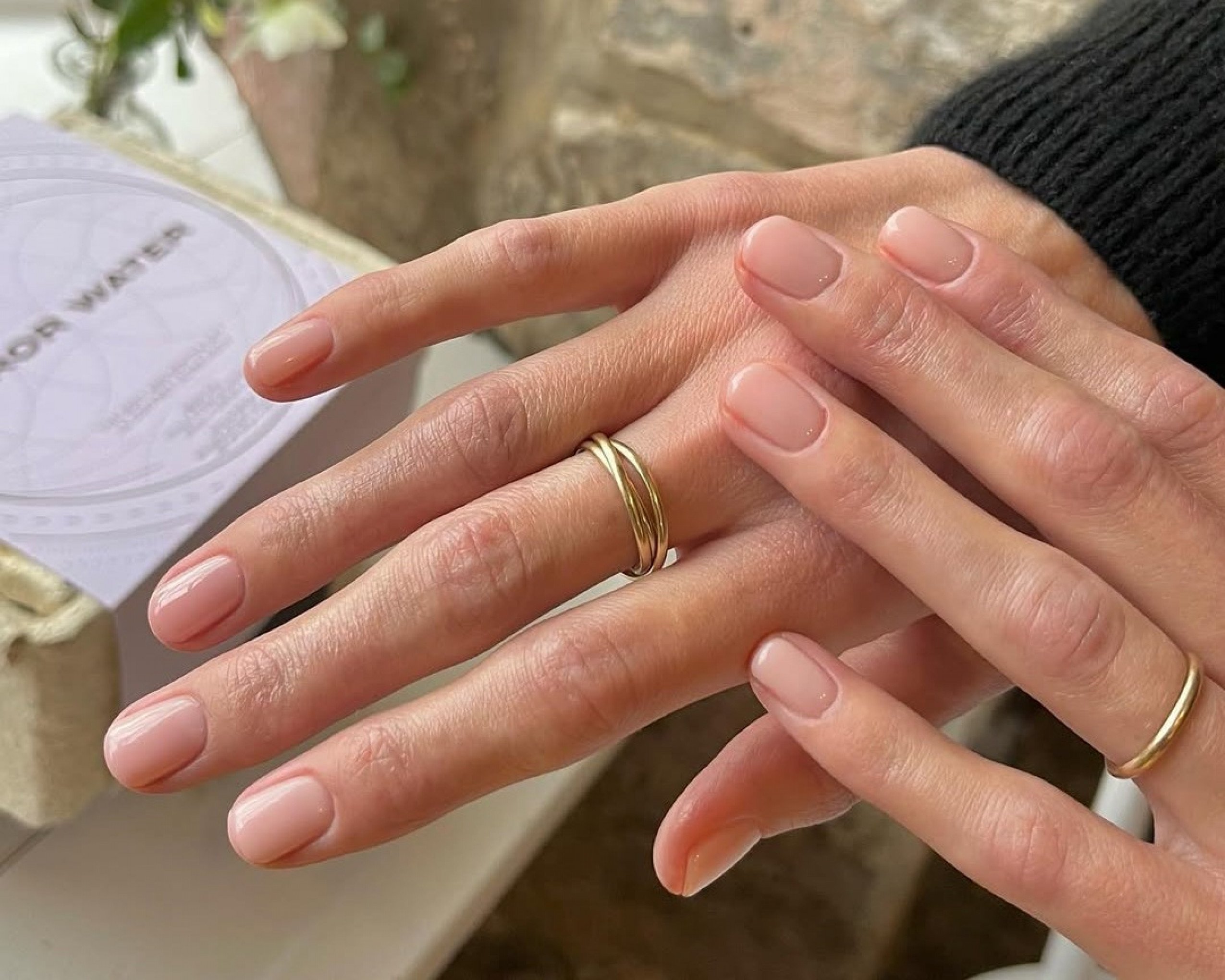 Cores de esmalte para unhas curtas, chiques e elegantes | abc+