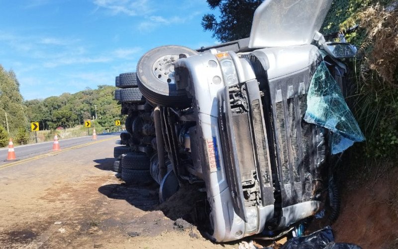 "Vítimas eram todas da mesma família": Bebês que morreram eram filhos de motorista e única sobrevivente de acidente com caminhão na RS