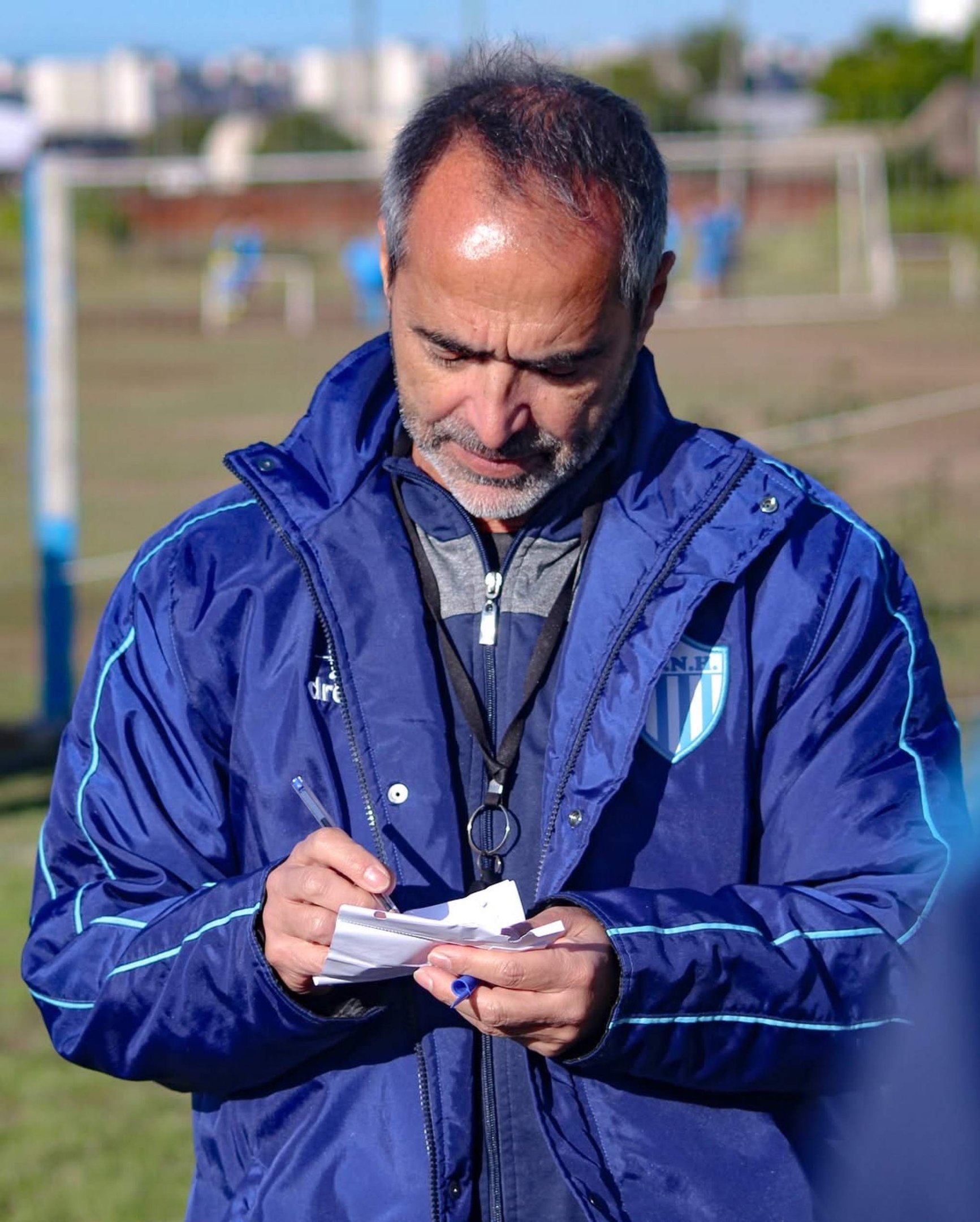 Rogério Zimmermann terá semana cheia para treina o Noia antes do Clássico do Vale