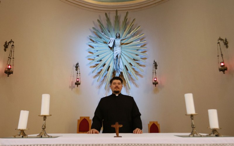 Padre Pedro Kauffmann na Paróquia Nossa Senhora das Graças, onde foi ordenado no final de junho