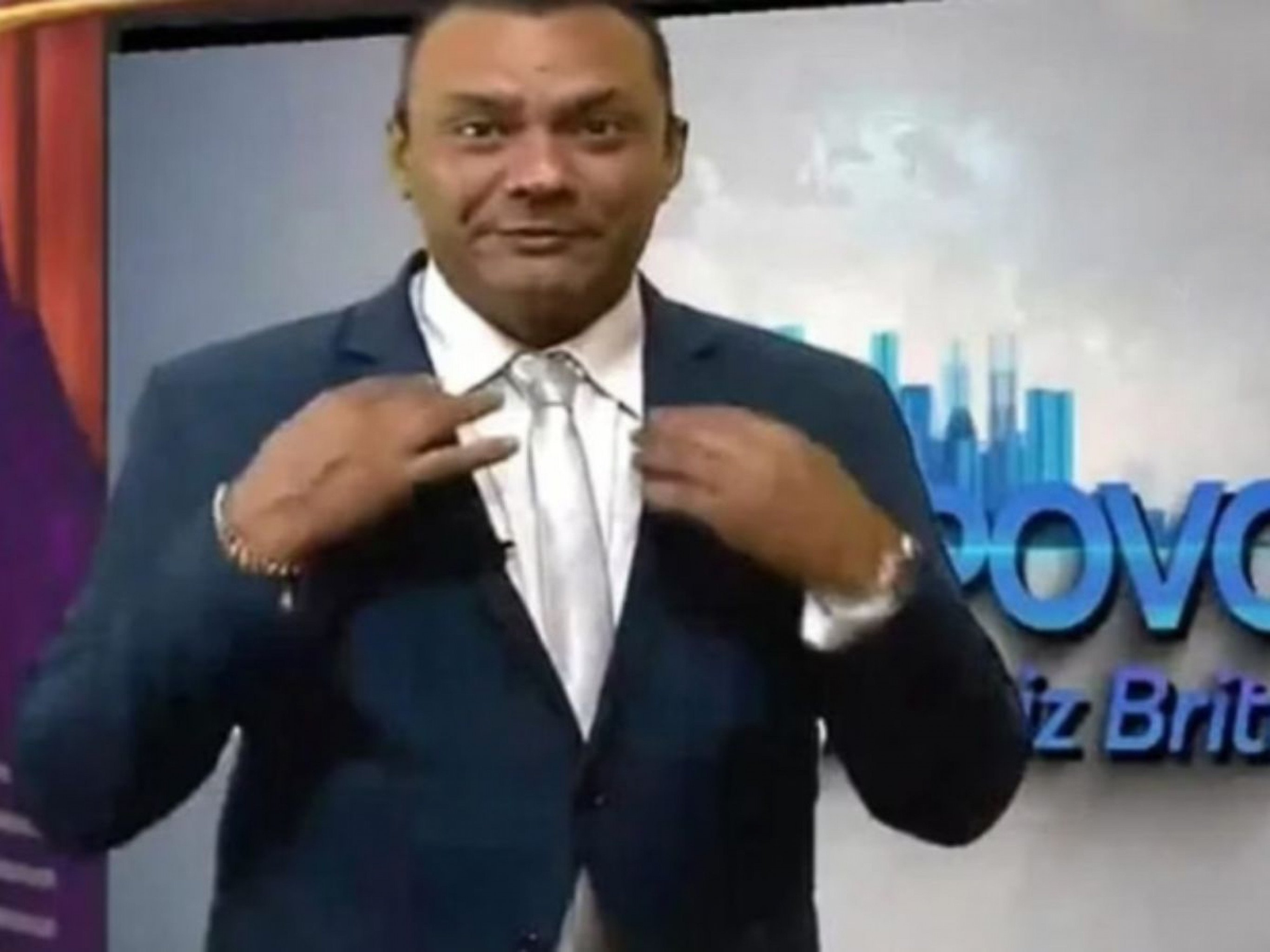 Quem é o apresentador de TV que morreu após ser atacado com furadeira