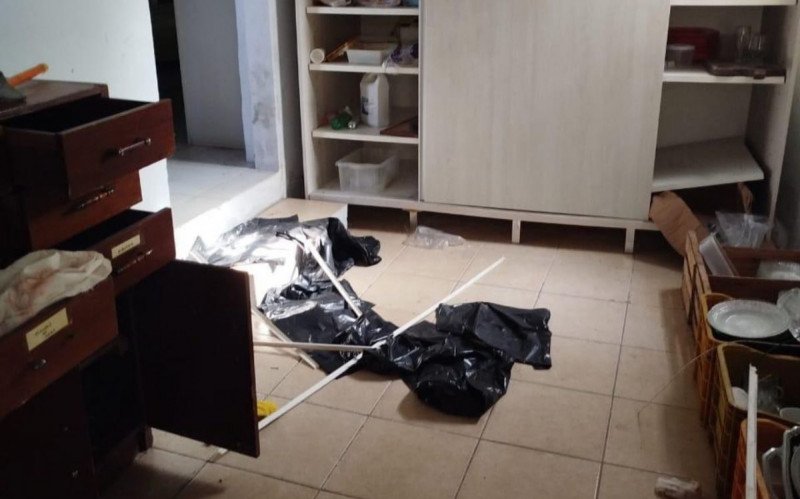 Ataques à sede do MDB causam prejuízo superior a R$ 100 mil em Novo Hamburgo
