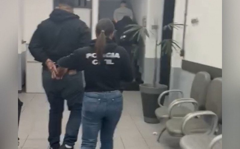 Prisões ocorreram na madrugada desta quarta-feira (9) | abc+