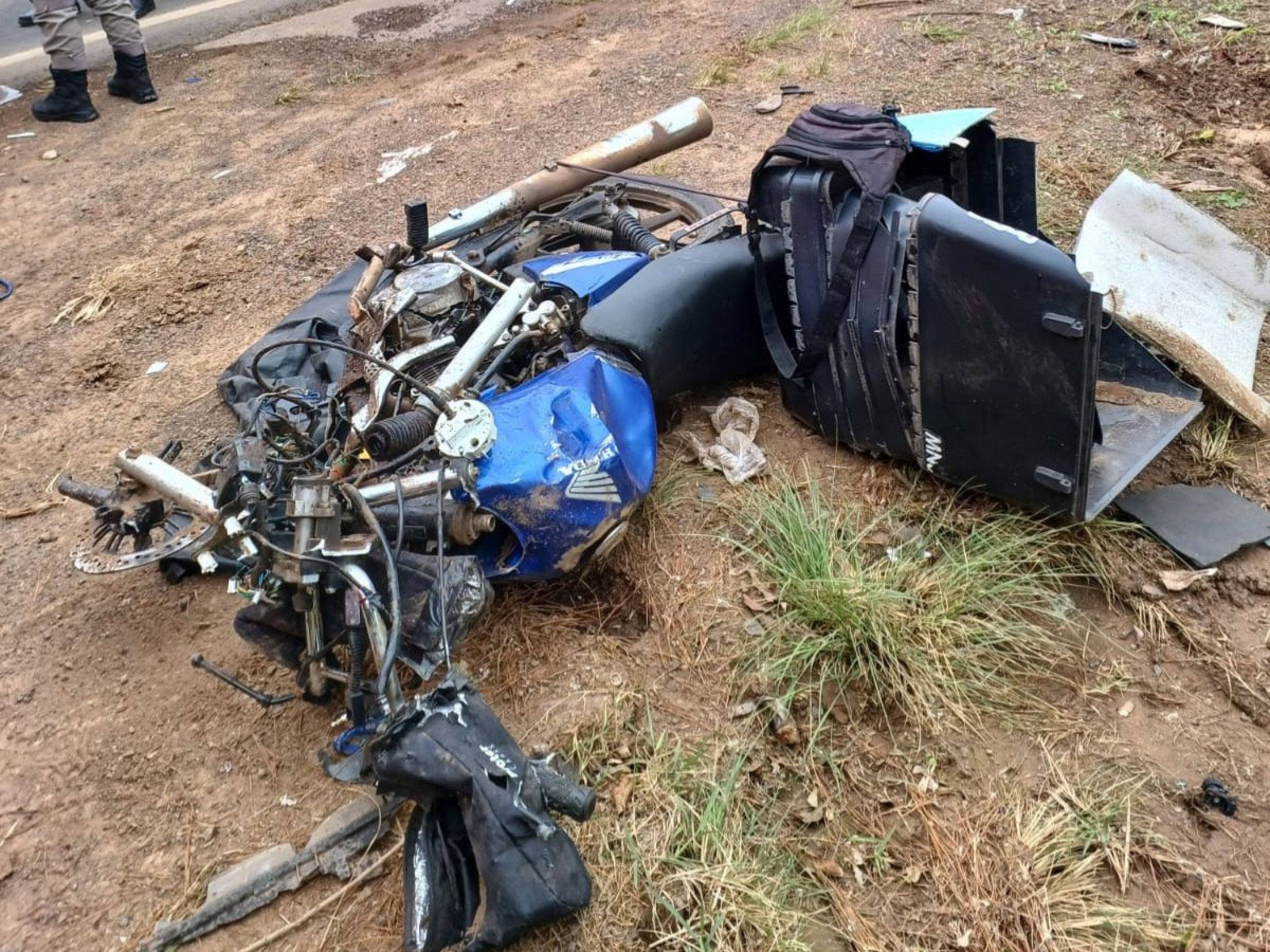 RS-239: Motociclista morre em acidente com caminhão na rodovia