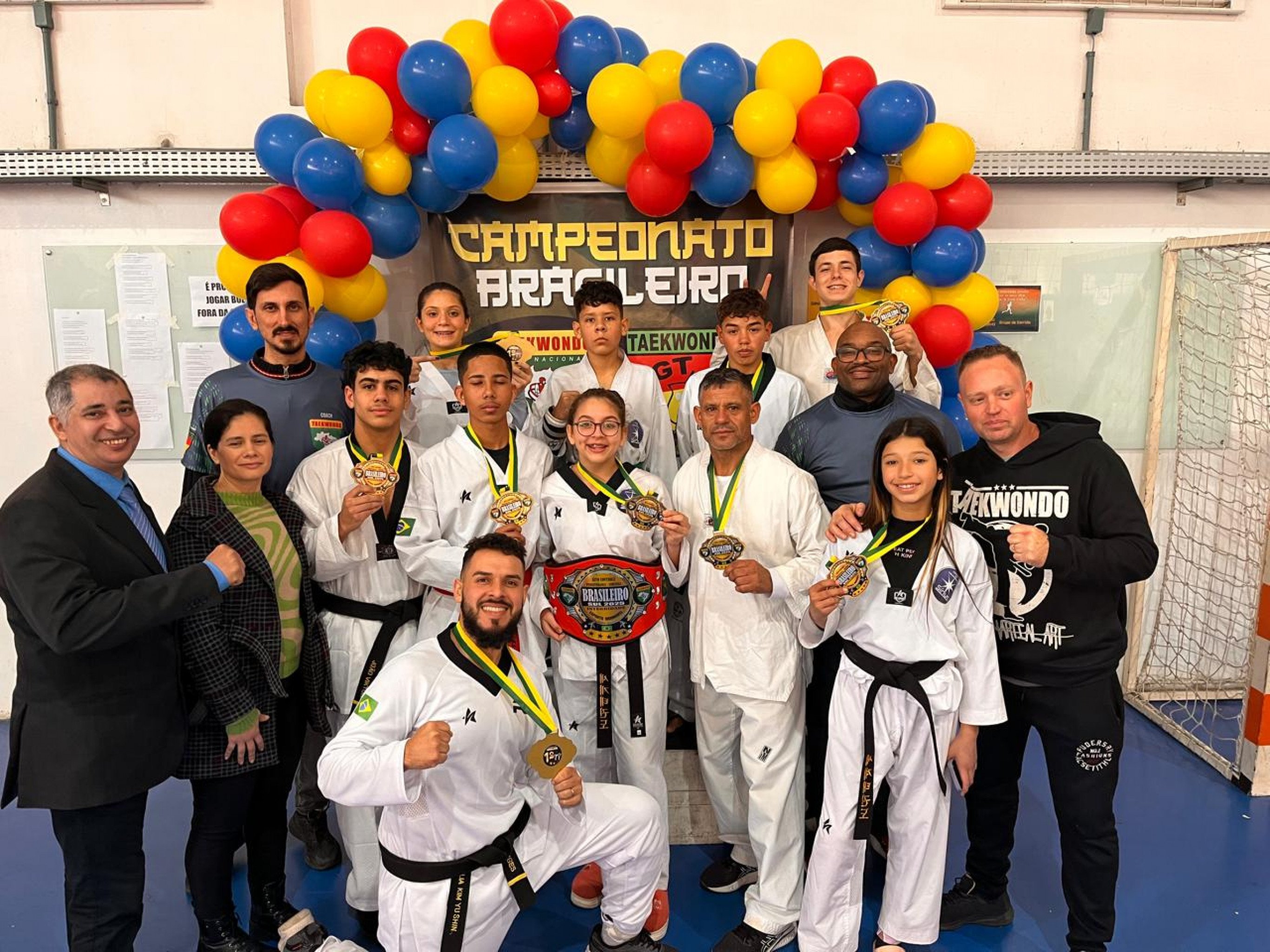 Atletas de taekwondo de Canudos conquistam vaga para o Mundial da modalidade