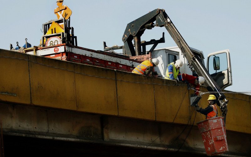  10/07/25 BR 116  - OBRAS VIADUTO METROVEL | abc+