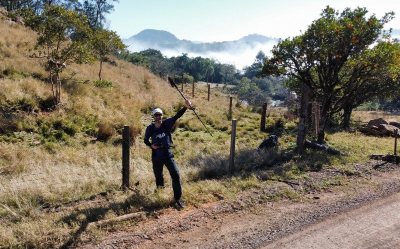 Caminhada em meio à natureza é uma forma de limpara a cabeça
