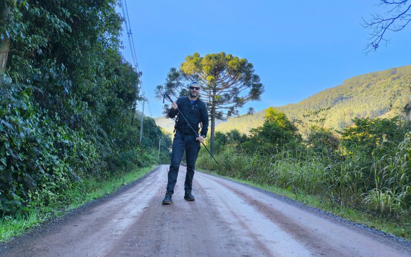 Caminhada em meio à natureza é uma forma de limpara a cabeça