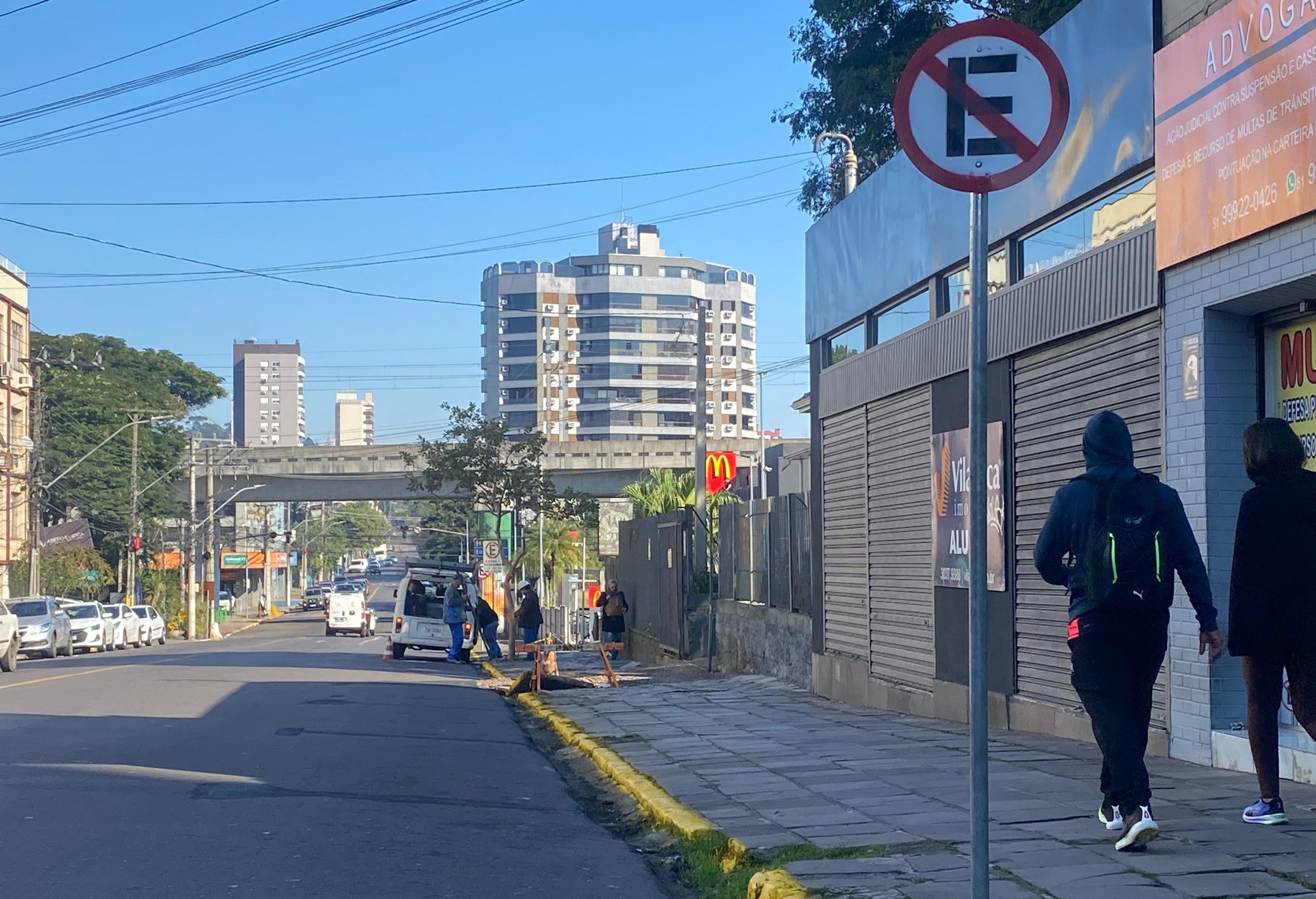 Retirada de vagas na Marcílio Dias causa insatisfação no comércio local