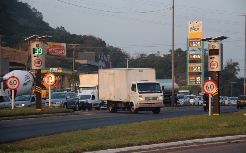 Radar colocado no km 14 da RS-239 ajuda a reduzir o número de acidentes | abc+