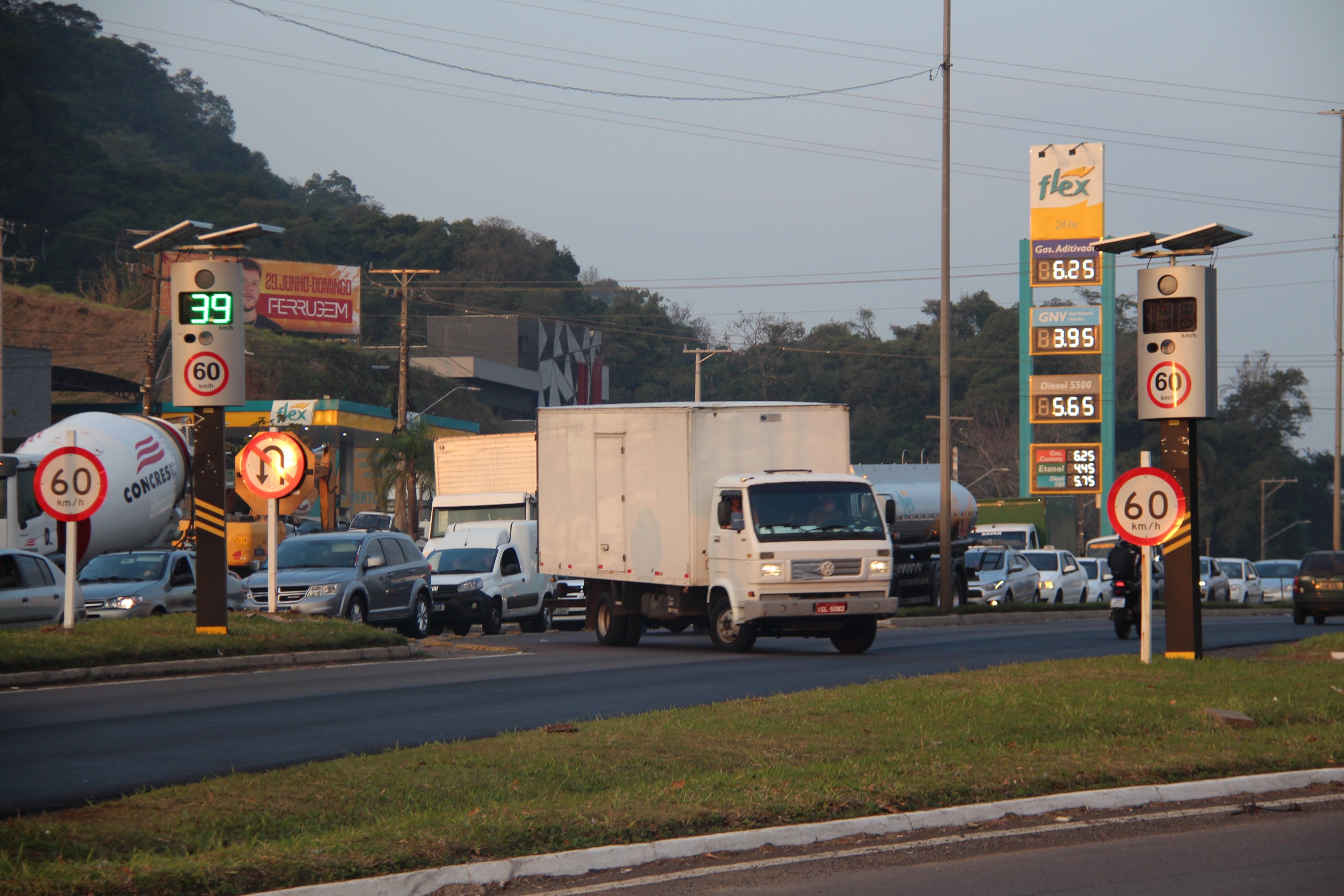 RS-239: Controlador de velocidade recém-instalado reduz número e gravidade de acidentes em Novo Hamburgo