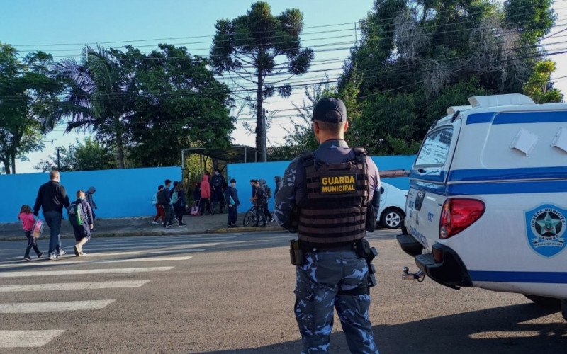 Reforço na Patrulha Escolar é necessário como medida de prevenção, na avaliação do secretário de Segurança, Alberto Rocha | abc+