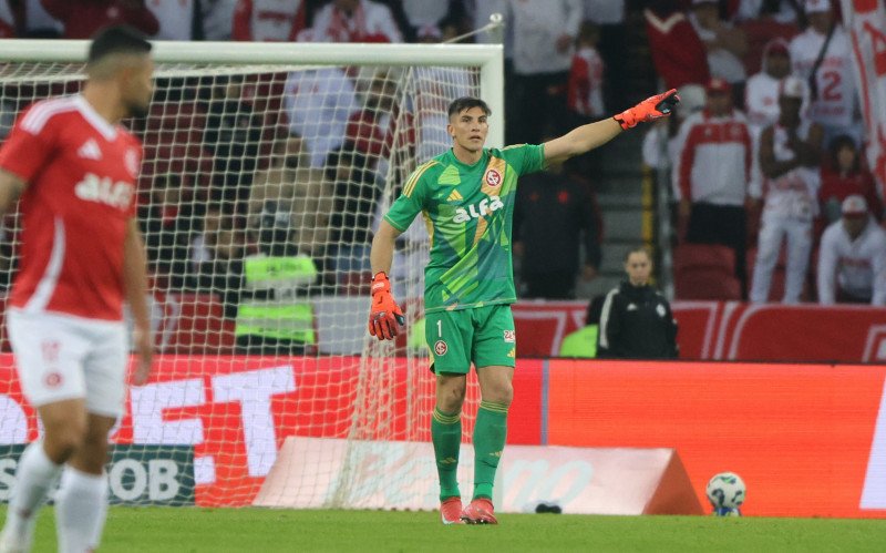 Goleiro Rochet retornou à equipe após período lesionado | abc+