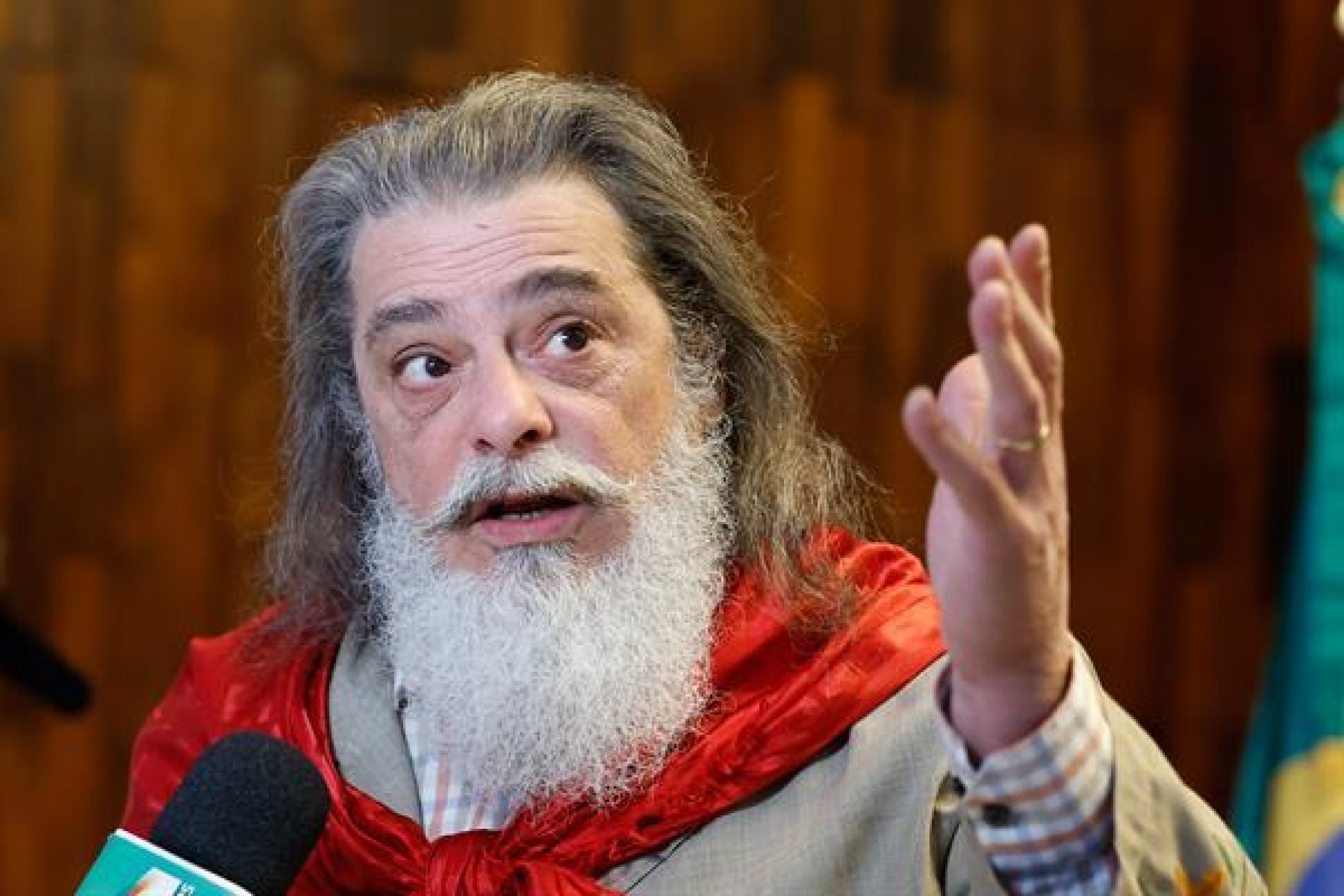 Projeto que tramita desde 2023 na Assembleia prevê medidas para reforçar segurança nas escolas
