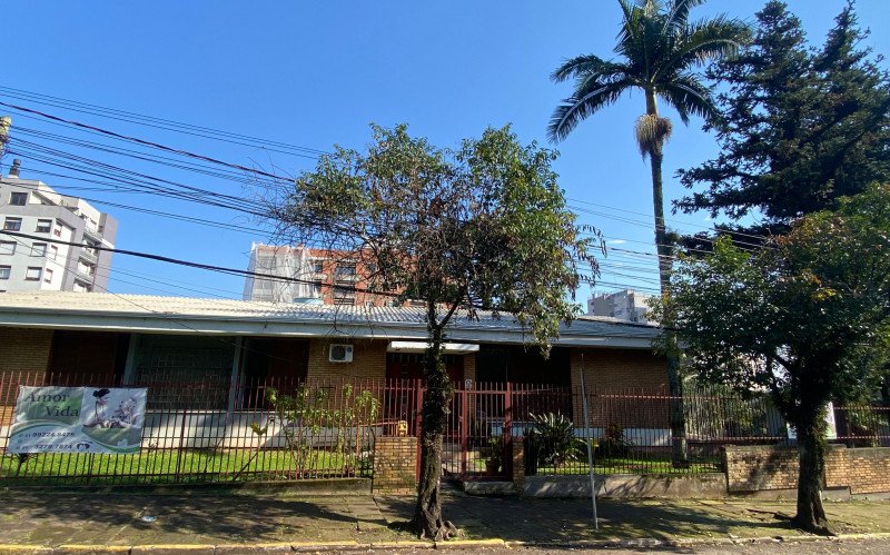 Lar Geriátrico Amor à Vida foi interditado pela Vigilância Municipal em Saúde nesta segunda-feira (14). | abc+