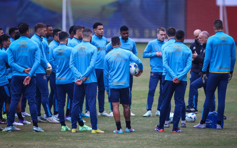 Jogadores do Grêmio realizaram treino na manhã de ontem | abc+