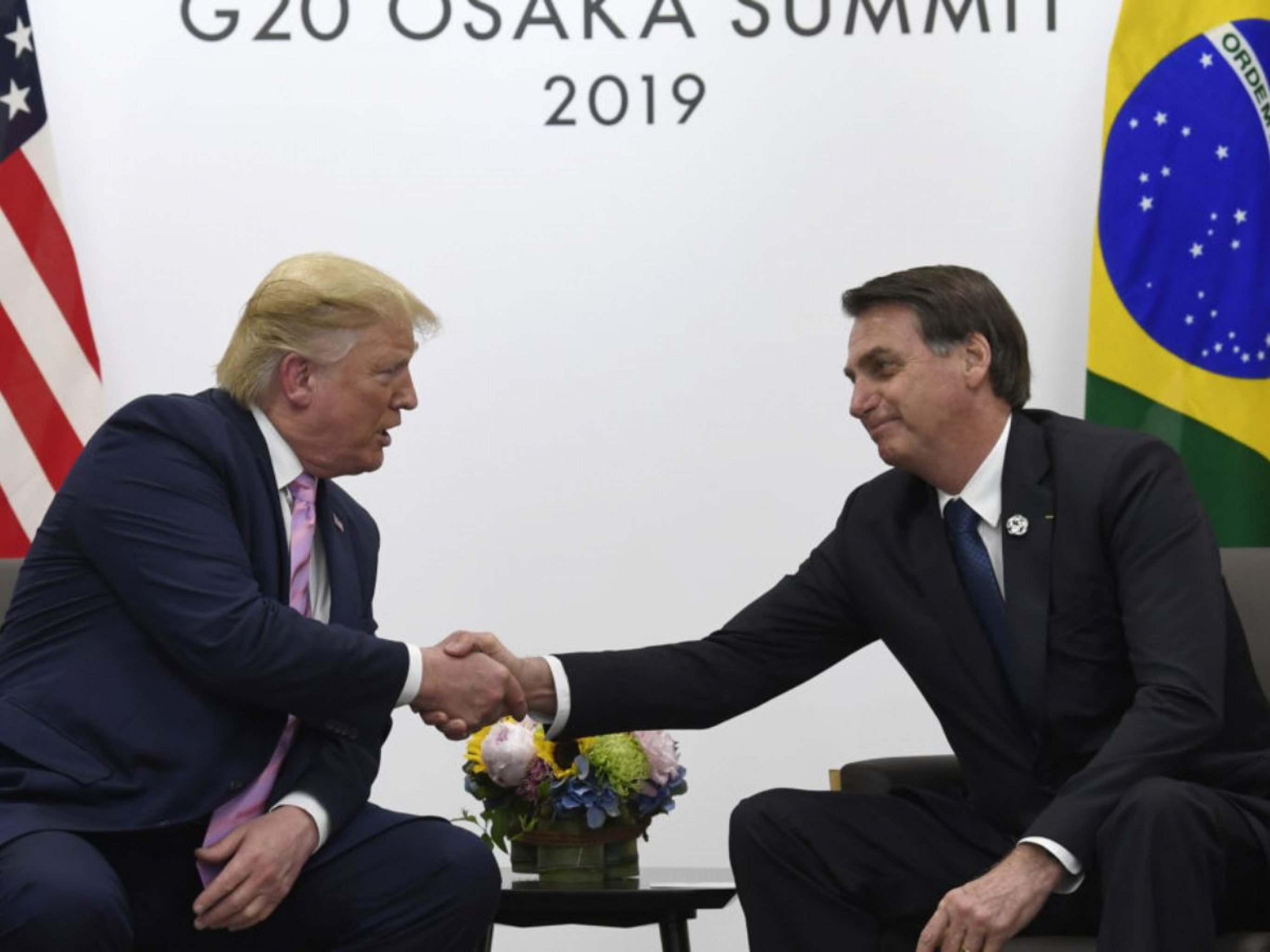 "Pressão de Trump não vai intimidar STF no julgamento de Bolsonaro", avalia cientista política