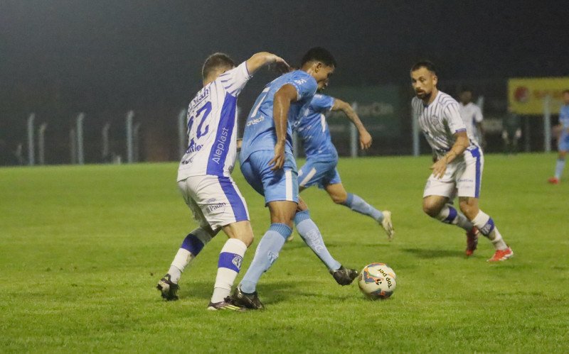 Novo Hamburgo x Esportivo pela Divisão de Acesso