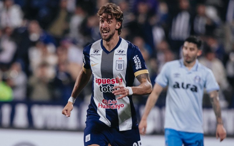 Gaspar Gentile fez sua estreia pelo Alianza Lima com gol que abriu o placar contra o Grêmio na Sul-Americana | abc+