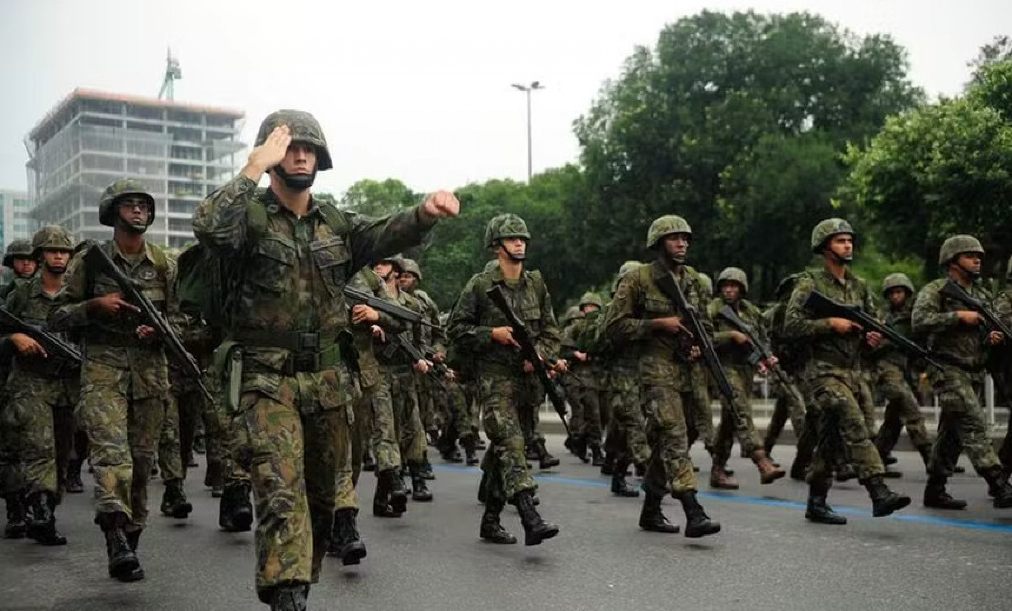 Senado aprova MP que autorizou reajuste salarial para militares; texto vai à promulgação