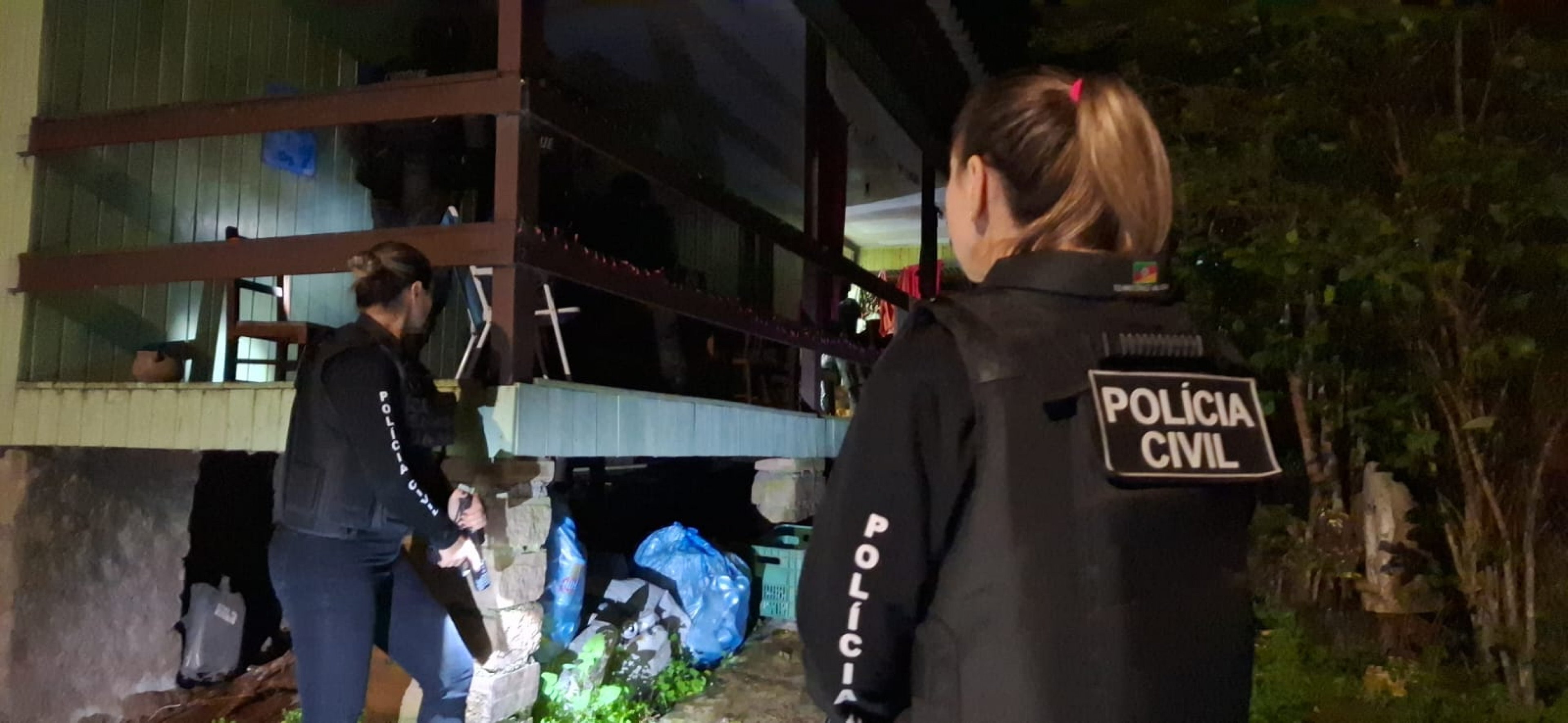 Onze pessoas de duas facções são presas por chacina e série de assassinatos na região