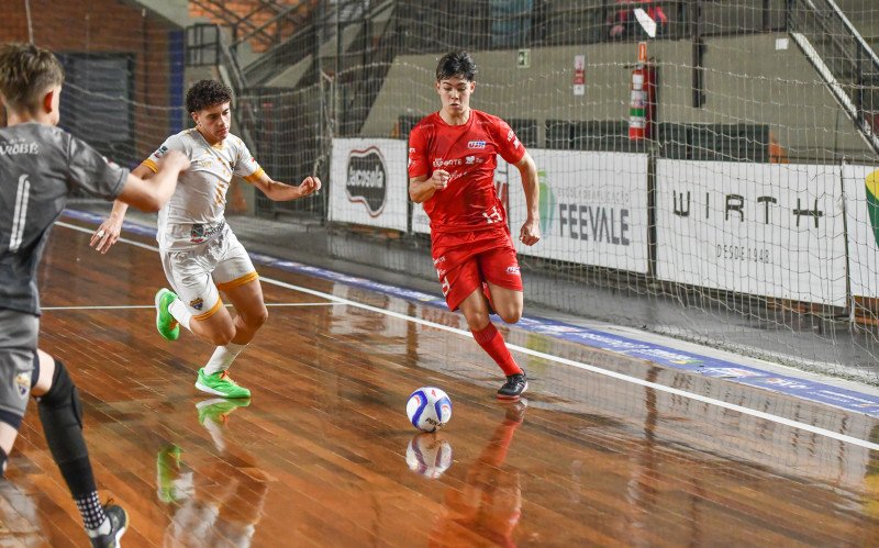 Equipe Sub-17 superou o Parobé Futsal | abc+
