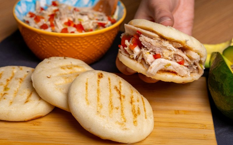 Aprenda a fazer diferentes arepas rechadas | abc+