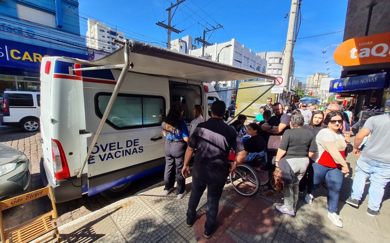 São Leopoldo atinge a marca de 38% da população alvo vacinada contra a gripe