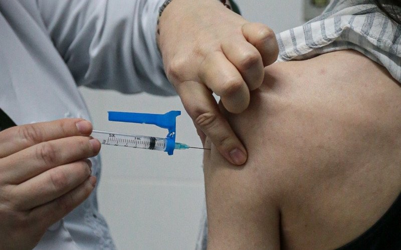 Vacinação contra HPV segue até dia 31 de julho