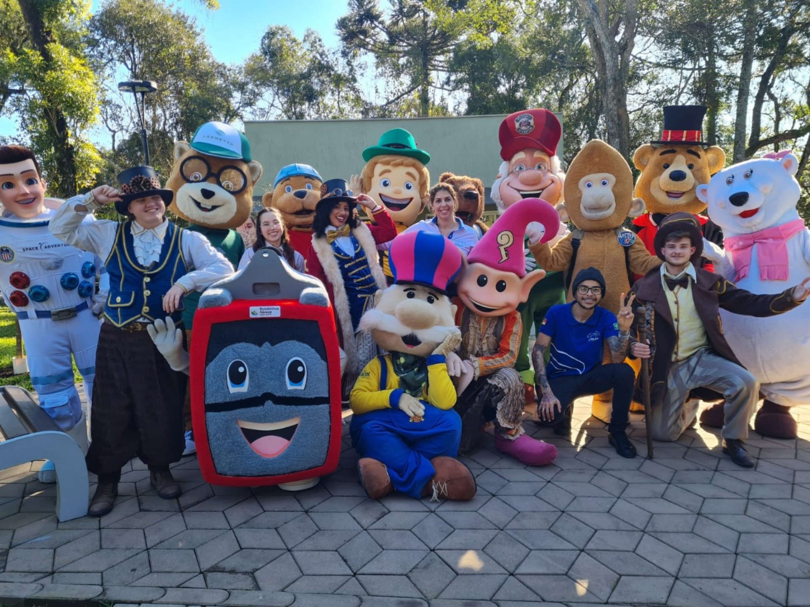 Parque de Canela fará encontro entre mascotes para marcar Dia do Amigo