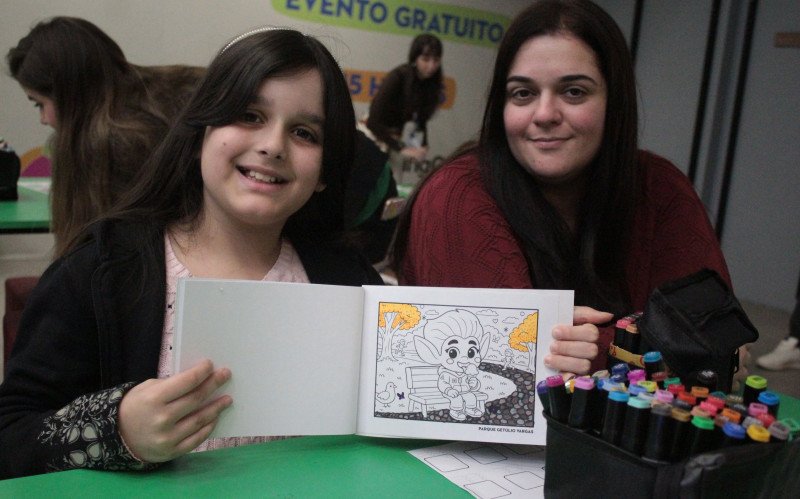 Isabel (à esquerda) e Mirian na oficina de Bobbie Goods | abc+