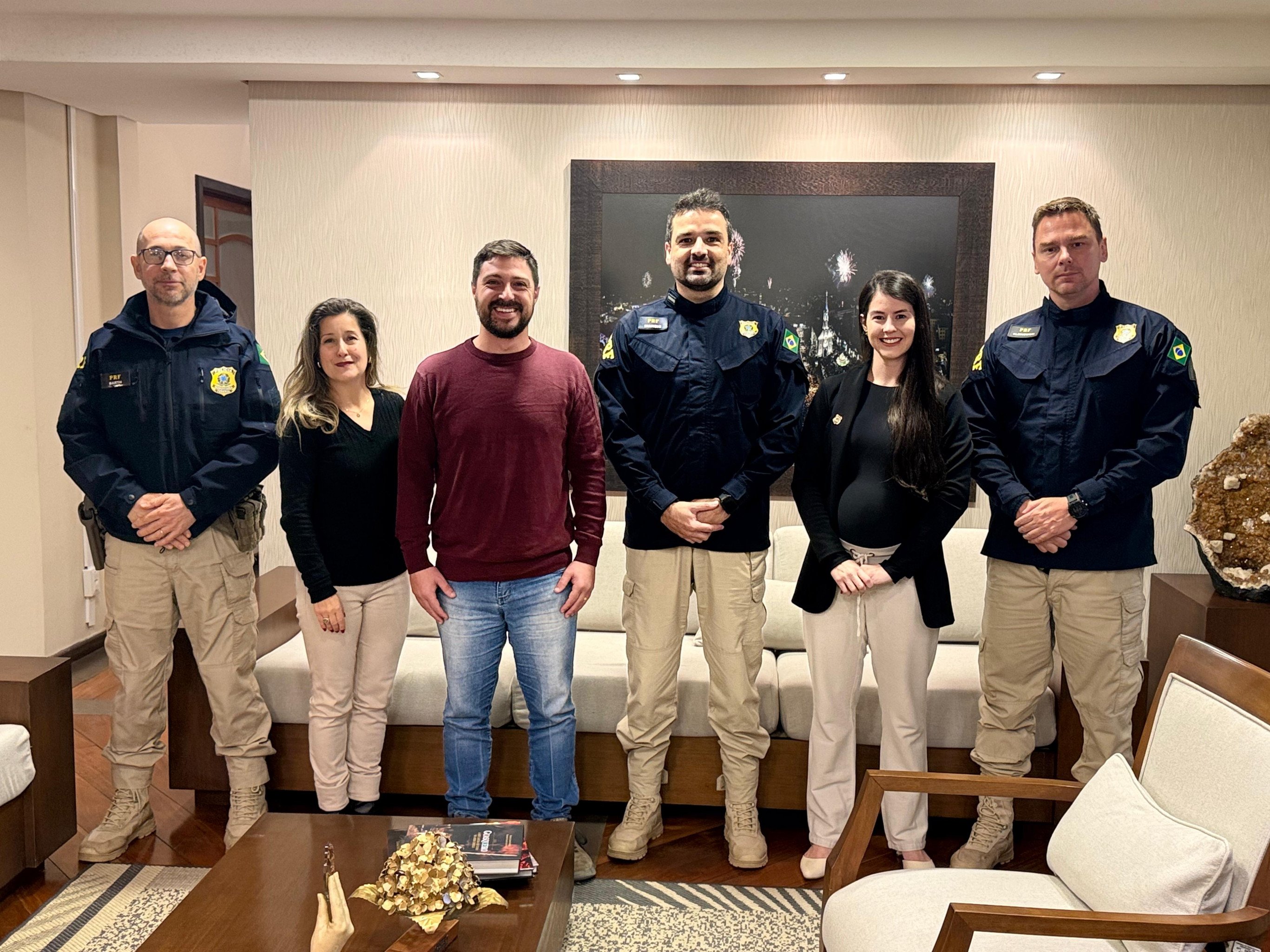 Polícia Rodoviária Federal lançará documentário em Gramado sobre trabalho nas enchentes de 2024