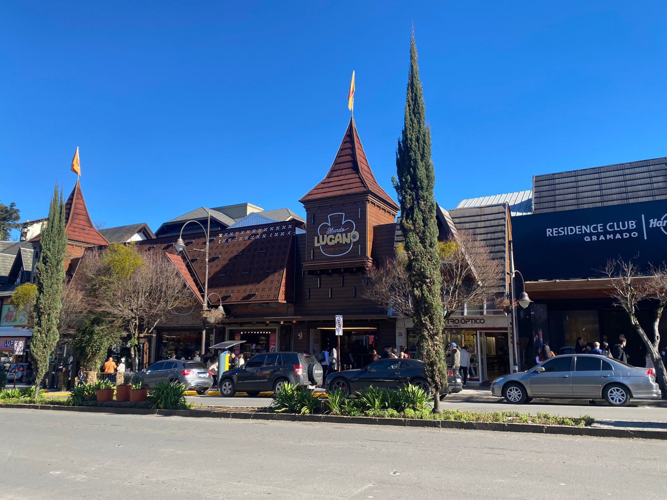 Quarta-feira ensolarada terá máximas em torno de 32°C em Gramado; confira como fica o tempo