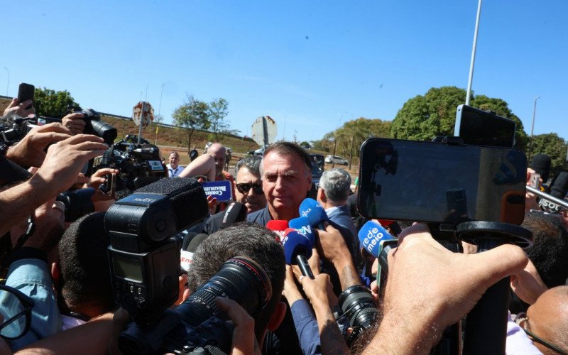 Defesa de Bolsonaro tem até as 21h13 para enviar explicações a Moraes | abc+