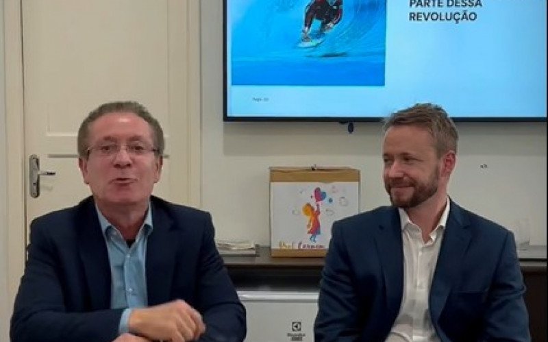 O prefeito Airton Souza e o empresário Felipe Hansen conversaram sobre projeto pioneiro que pode garantir ondas artificiais em Canoas | abc+