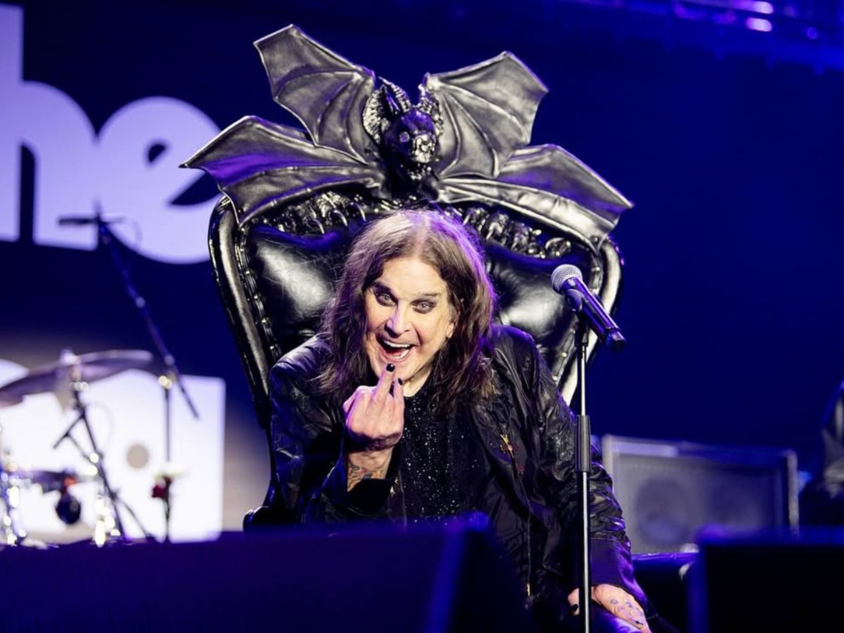 Morcego, violência doméstica e prisão: Relembre os momentos mais polêmicos de Ozzy Osbourne