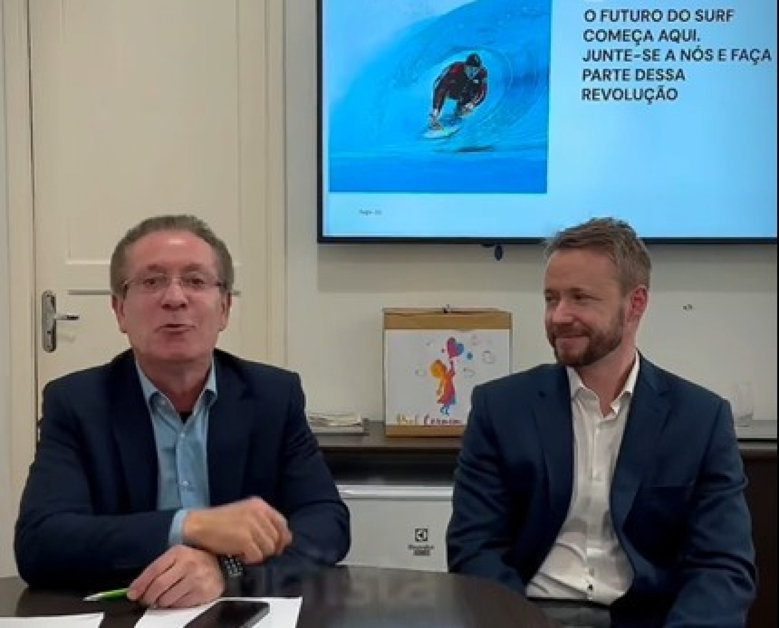 "Vai colocar nossa cidade no mapa do surf", avisa o prefeito Airton Souza sobre novo projeto