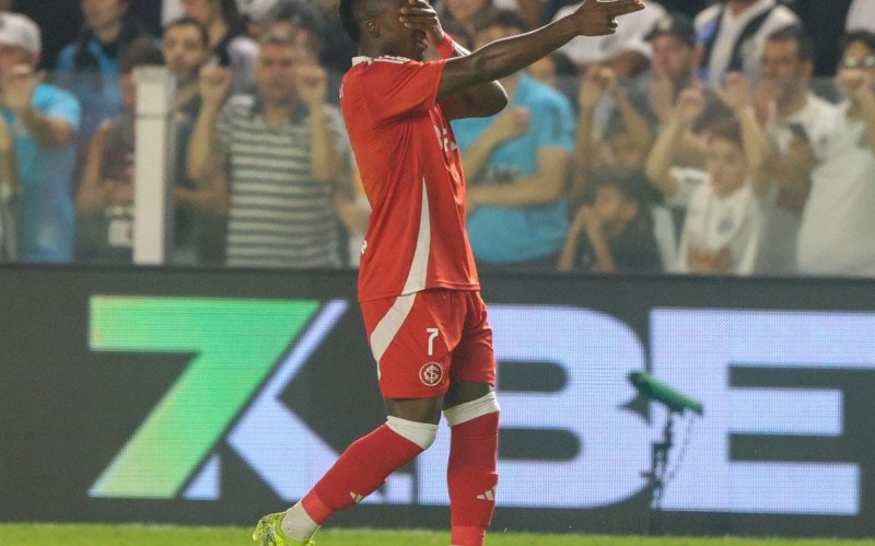 Carbonero abriu o placar para o Inter | abc+