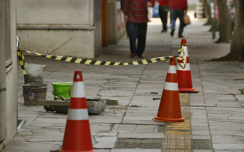 Além do piso tátil, obstáculos no caminho traz em riscos | abc+