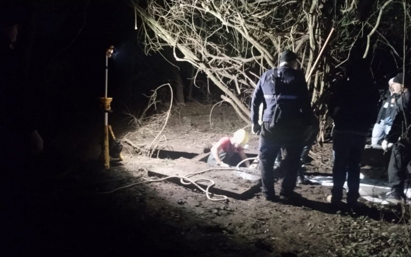Ciúmes, emboscada e corpos escondidos em bueiro: A linha do tempo do assassinato de jovens e bebê | abc+