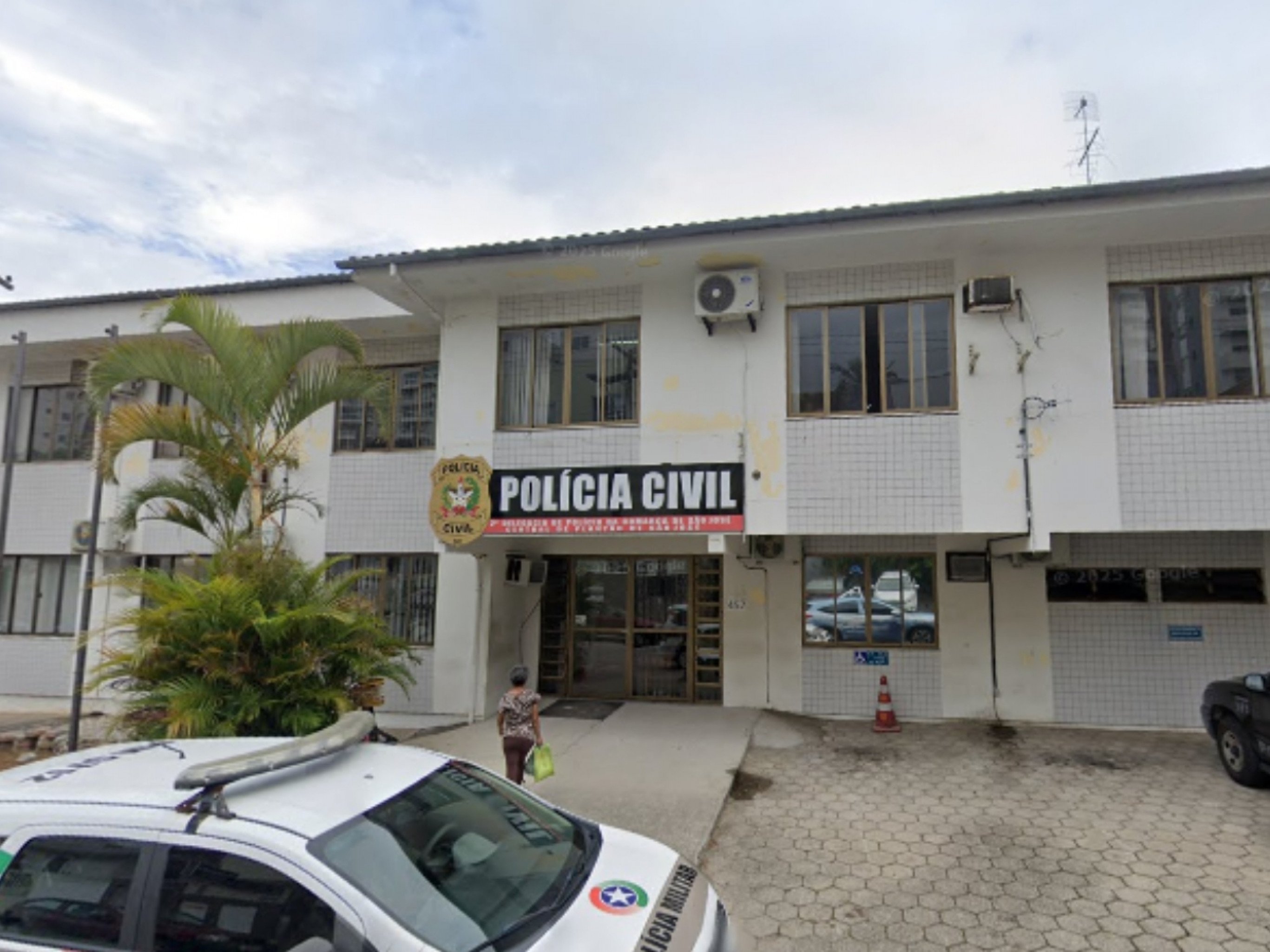 Dentista morre em cela após polícia confundir infarto com embriaguez, diz família