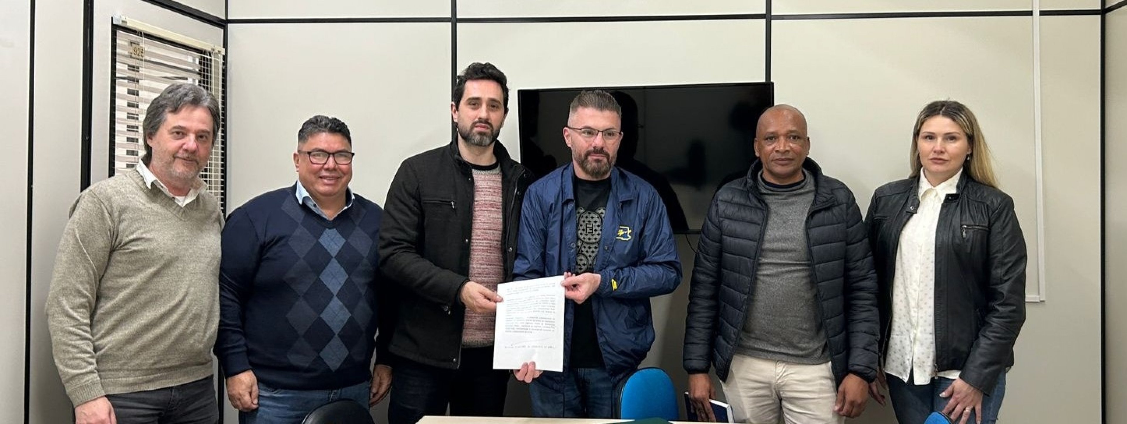 Sindicatos propõem emenda ao projeto sobre portas giratórias em Novo Hamburgo