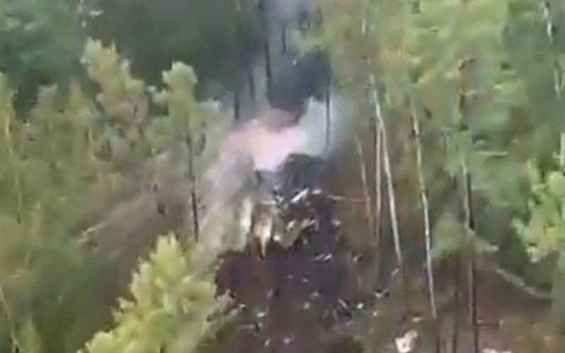 Queda de avião comercial causa dezenas de mortes na Rússia | abc+