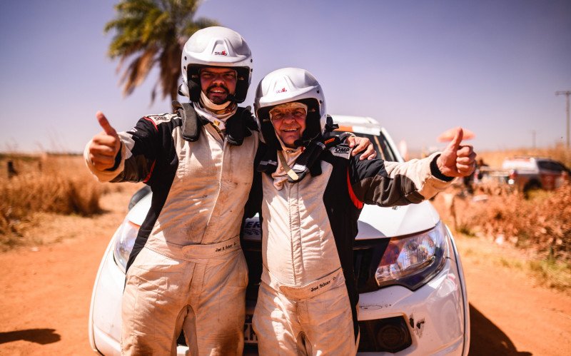 José Carlos filho e José Carlos pai estarão juntos pela quarta vez no Rally dos Sertões