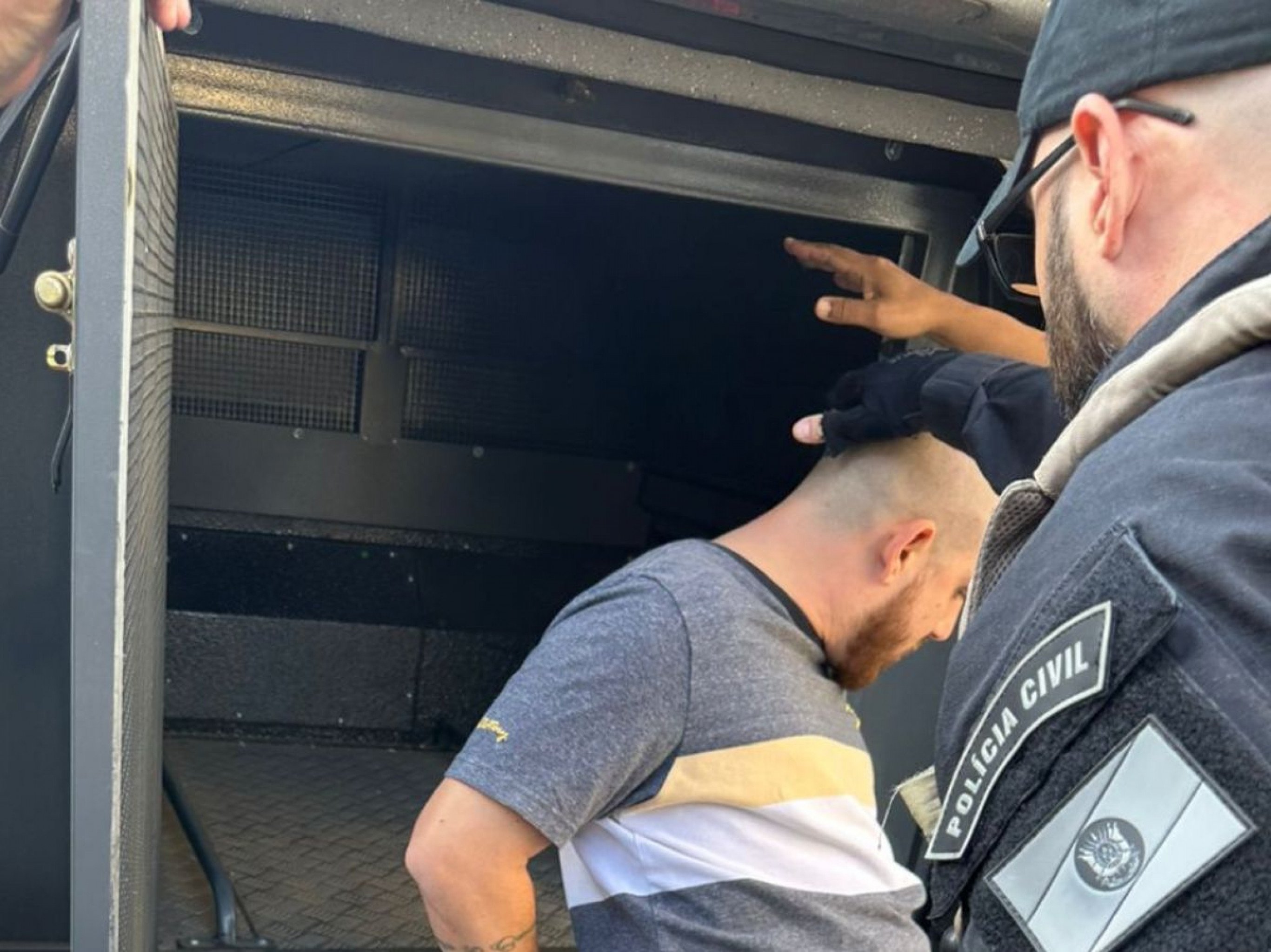 GOLPE DO FALSO ADVOGADO: Dono de gráfica clandestina que fabricava documentos falsos é preso; homem tinha acesso a dados de processos