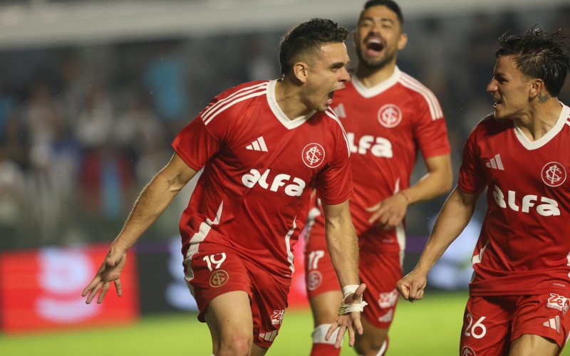 Borré foi autor de um dos gols do Inter na vitória sobre o Santos, na Vila Belmiro | abc+