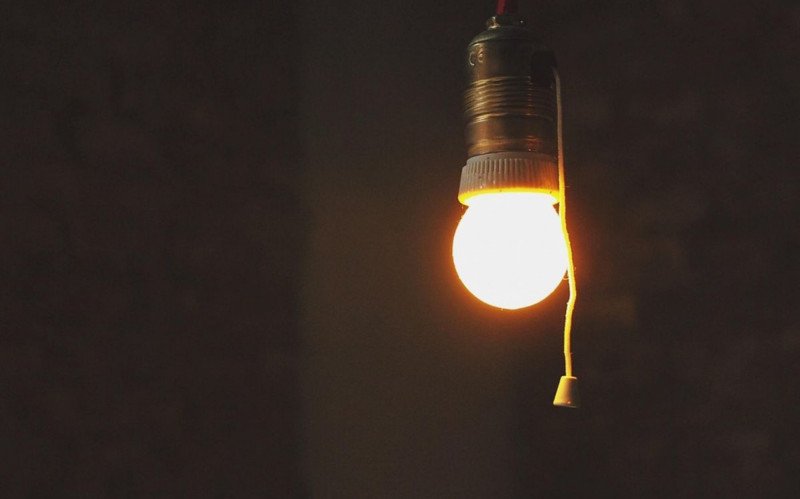 Conta de luz poderá ser gratuita para parte da população brasileira | abc+